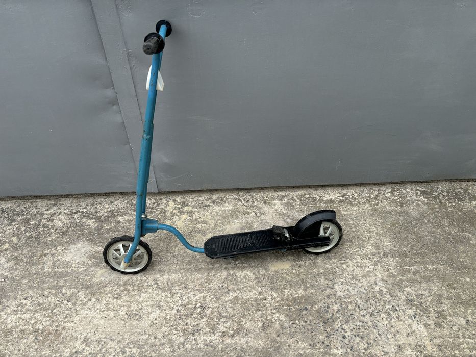 Дитячий металевий самокат