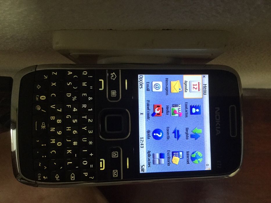 Telemóvel “Nokia” E72
