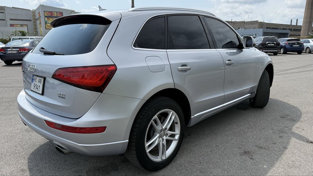 Продам СВОЮ Audi Q5 2.0 бенз 2015год 137 тыс км. Premium Plus