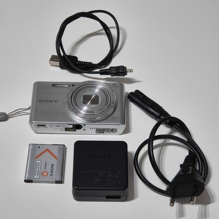 Sony Cybershot DSC-W830 - 20.1MP - Máquina fotográfica compacta