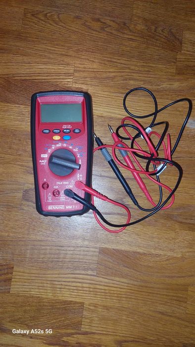 Miernik uniwersalny BENNING MM 7-1