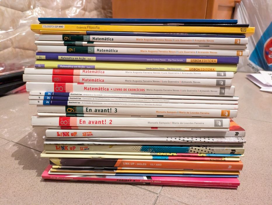 Doação livros de 3o ciclo e secundário