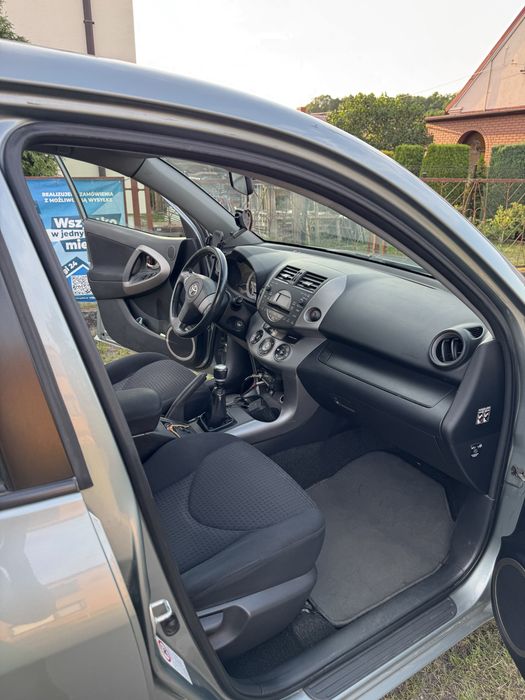 Sprzedam TOYOTA RAV4 2007 r