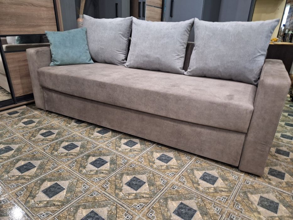 Стильный диван "Бонус" с удобным спальным местом — сейчас со скидкой