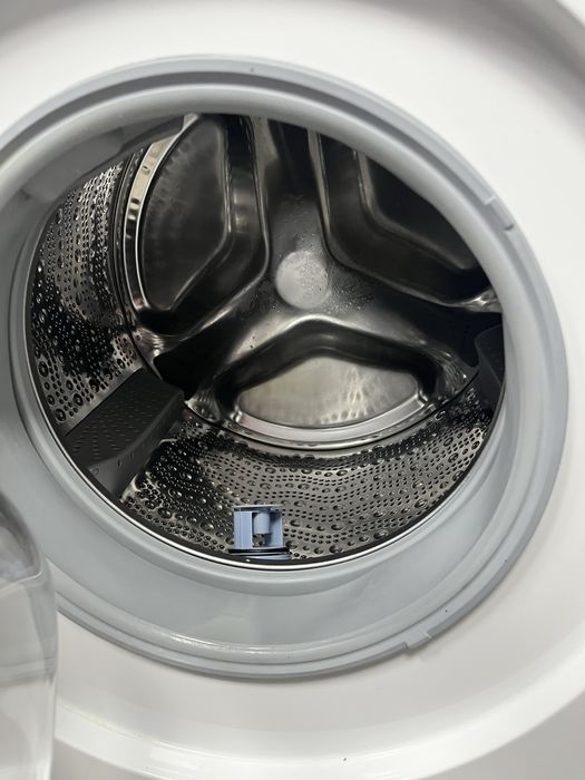 Пральна машинка/Стиральная машинка Bosch Serie 6 WAT284V1/27