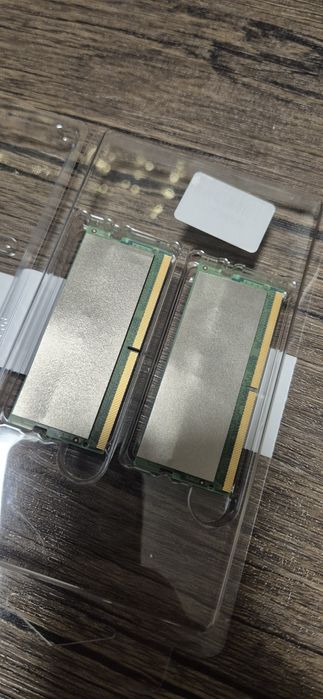 Оперативна пам'ять на 16 gb ddr5 SODIMM