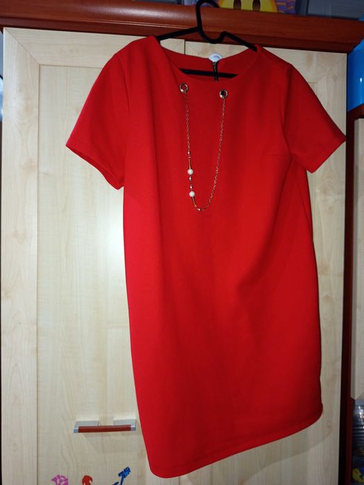 Elegancka czerwona luźna Sukienka