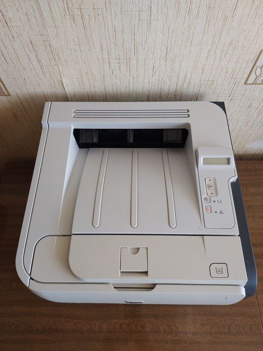 Принтер лазерный HP 2055