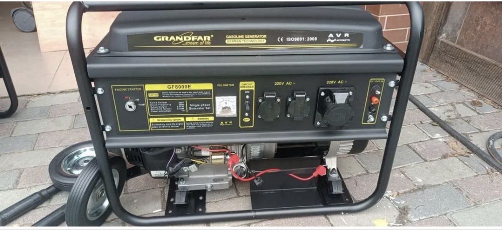 Бензиновий / газ генератор GRANDFAR 6500W 4-х тактний