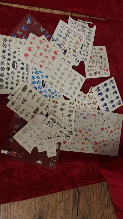 Материалы для маникюра