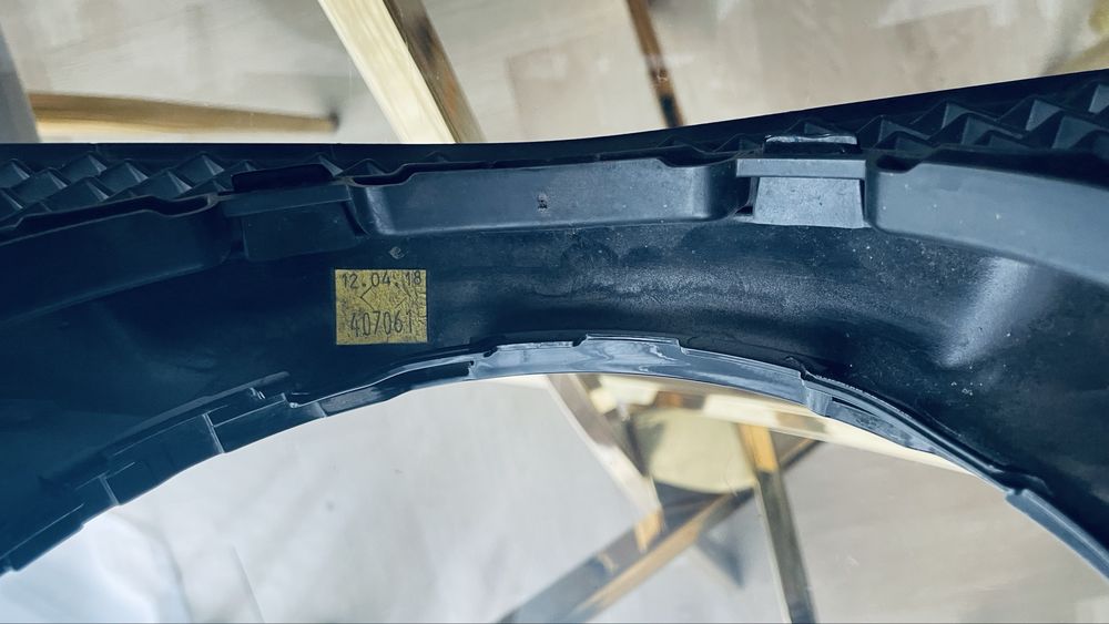 Oryginalny Grill Atrapa Mercedes Klasa E W213 A2138880125