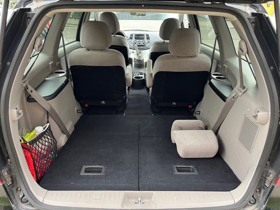 Mitsubishi Grandis 2,4