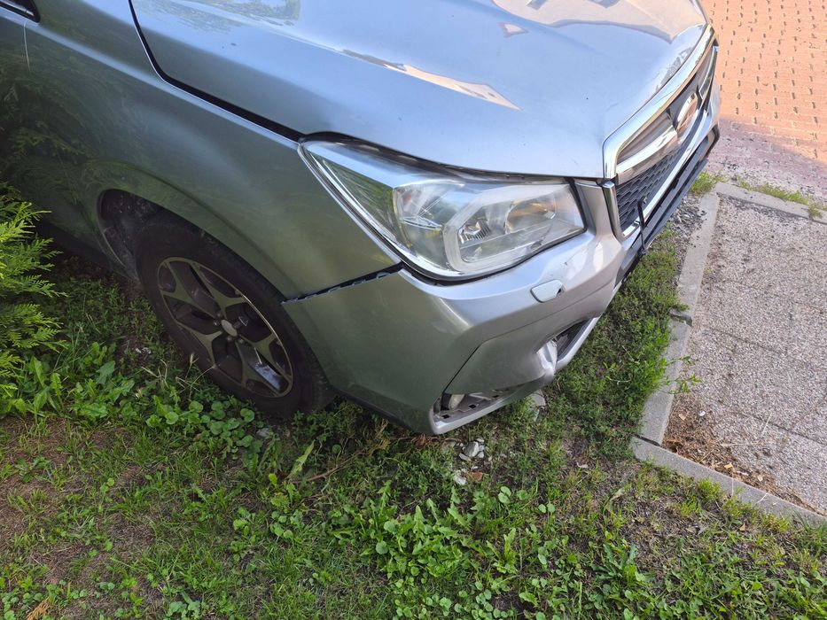 SUBARU Forester XT