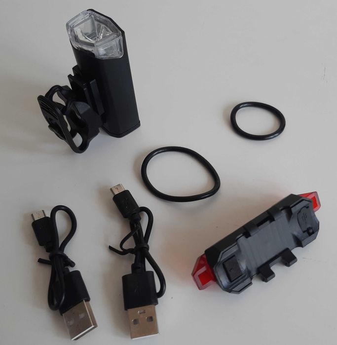 Conjunto Luzes LED Bateria USB Novas p/ Bicicleta Bike Bicla