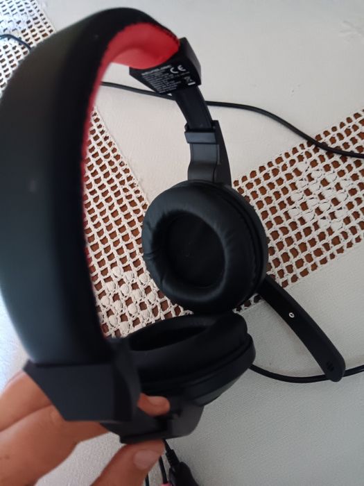 Fones game com duas entradas.