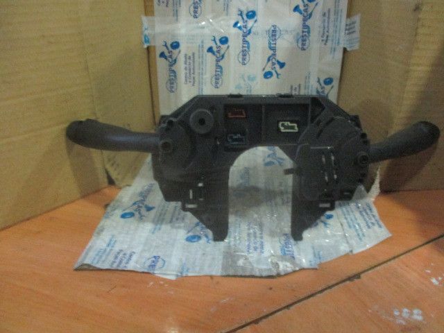 Conjunto / manetes de luzes e limpa vidros CITROËN C4 I (LC_)