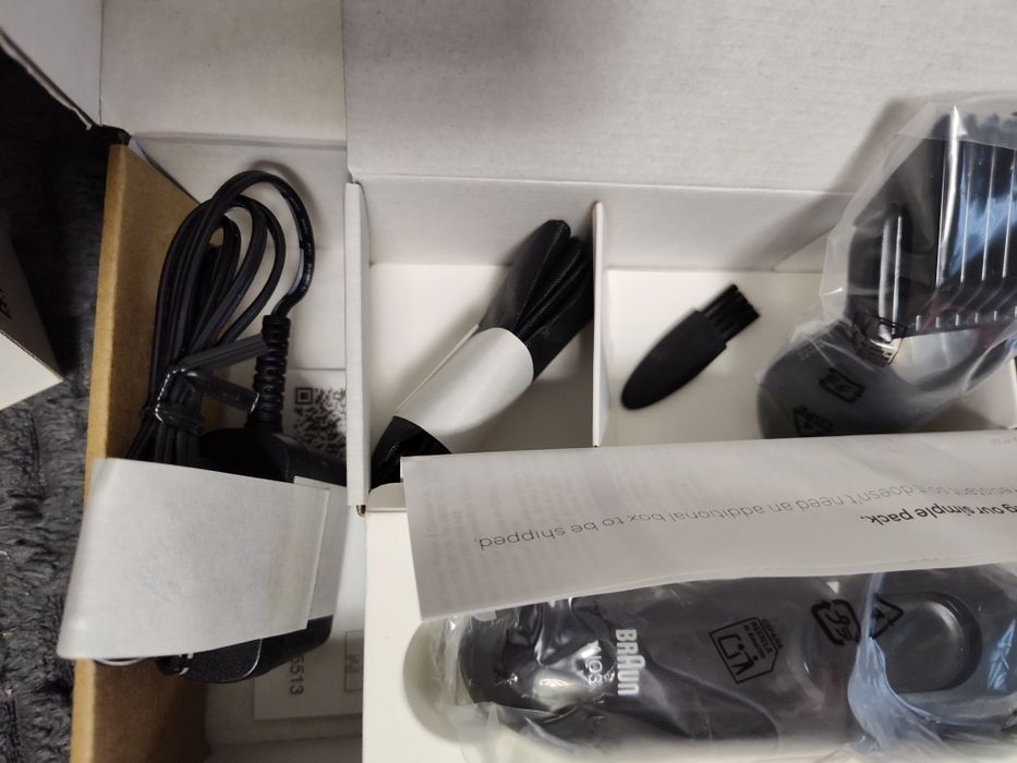 Trymer Braun All-in-One Series 3, zestaw 8 w 1 AIO3545
Nowa