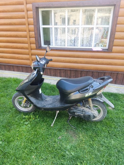 Продам скутер Сузукі