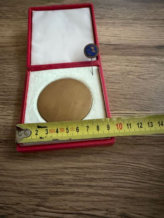 Medal odznaka Zasłużony Pracownik Handlu Zagranicznego