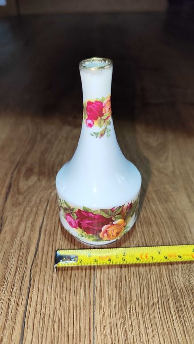 Wazonik, butelki Royal Albert ceramiczne złocenia