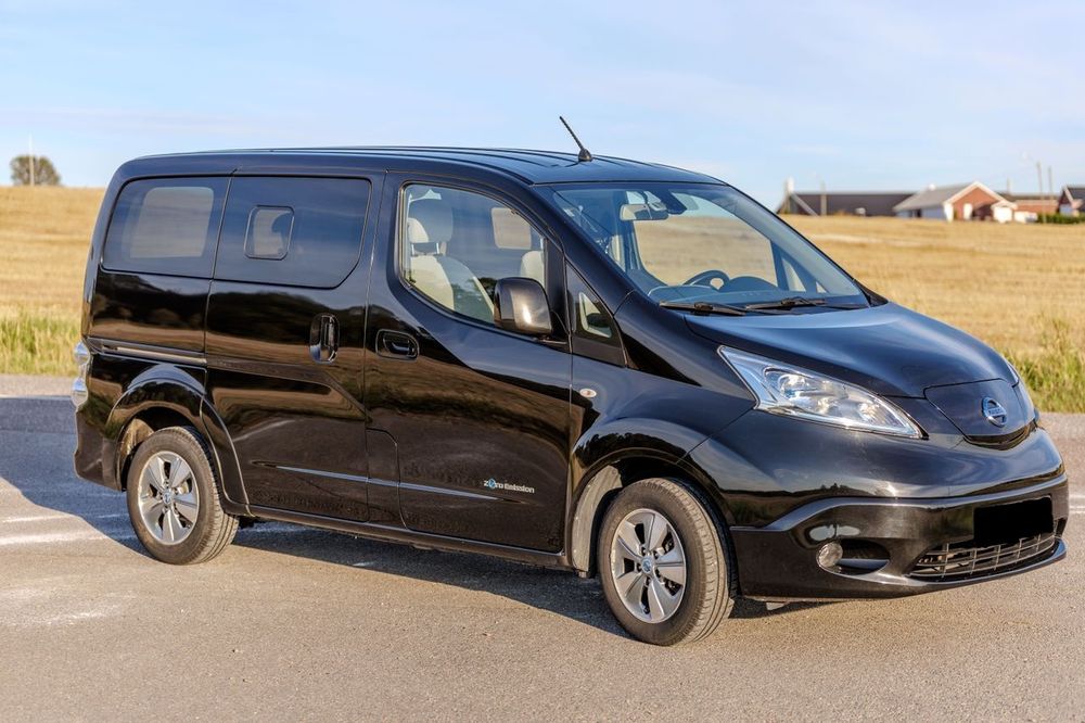 Nissan e-NV200 2015