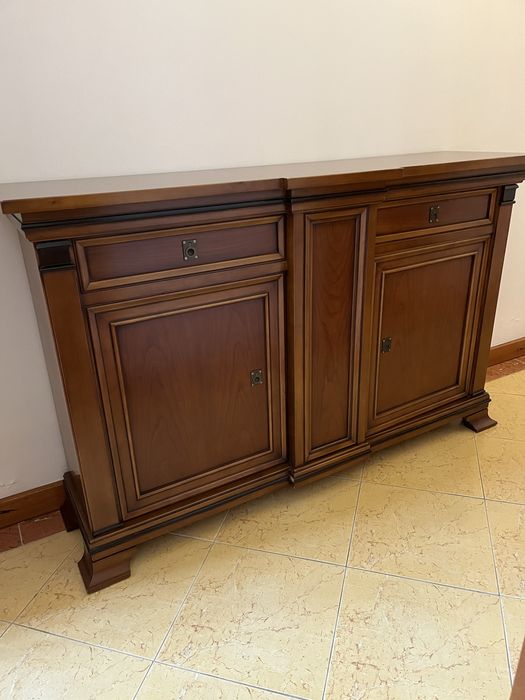 Aparador em cerejeira
