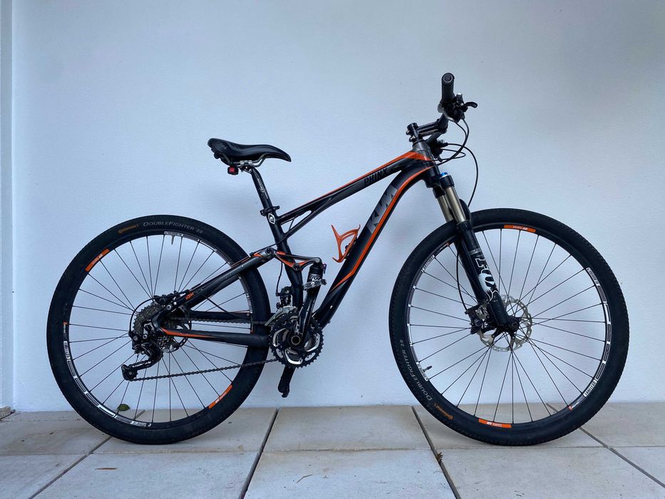 KTM - Bicicleta BTT [suspensão integral]