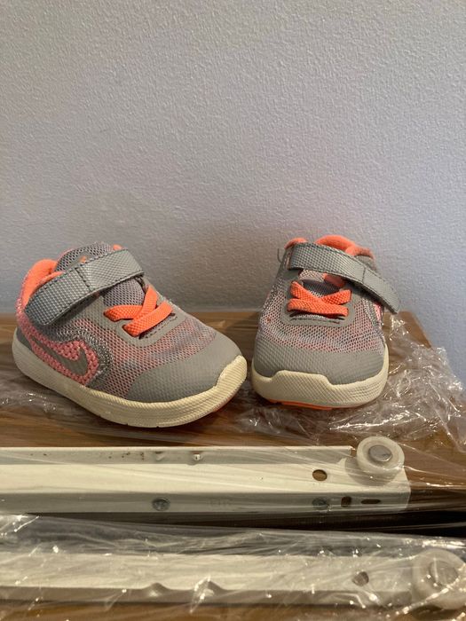 Ténis Nike menina T.19,5