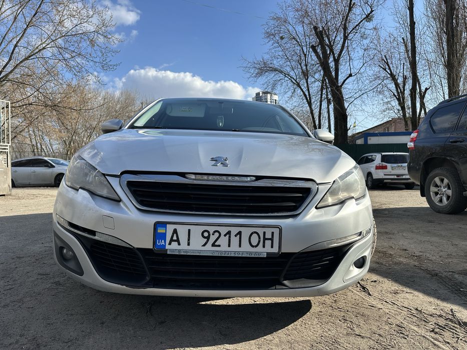 Peugeot 308   2016  1.6 дизель