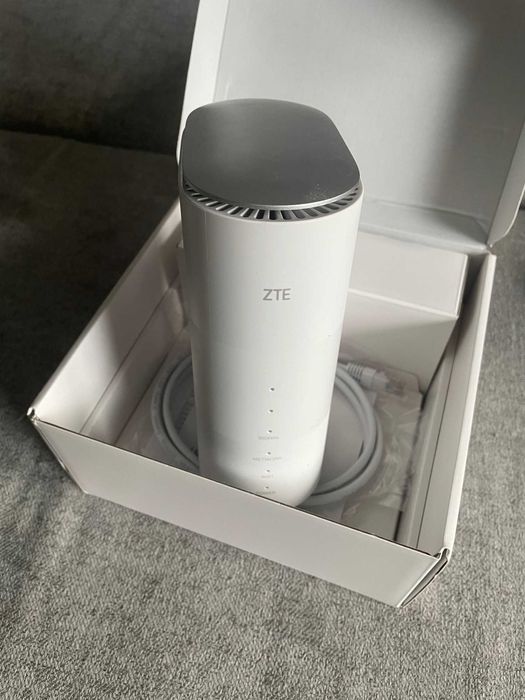Router ZTE MC888