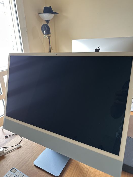 iMac 24” M1 256gb SSD