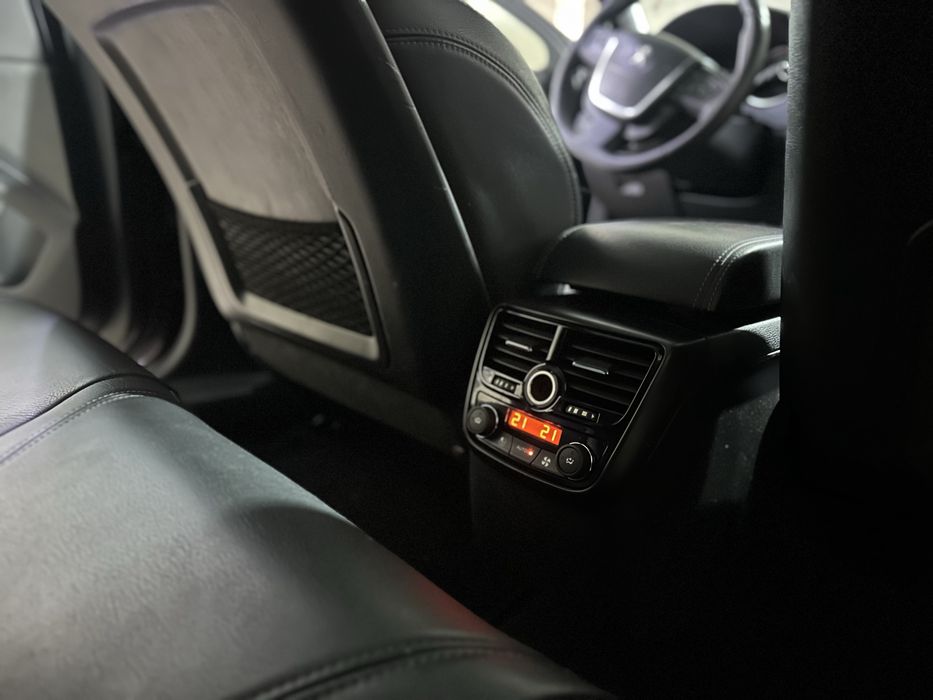 Peugeot 508 SW 2012р