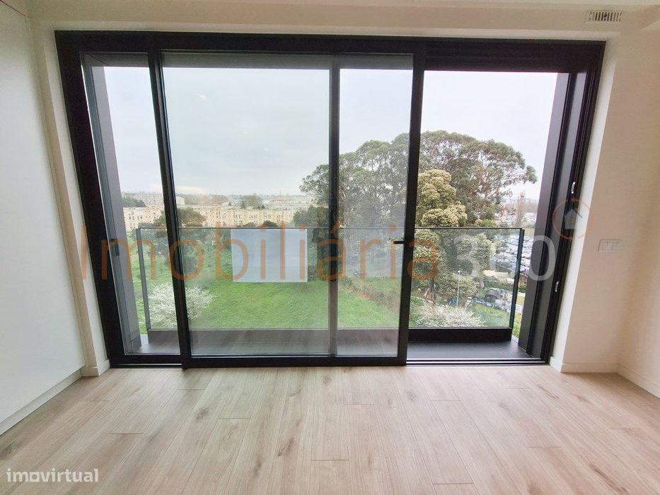 **Apartamento T0+1 Novo Caulinos**