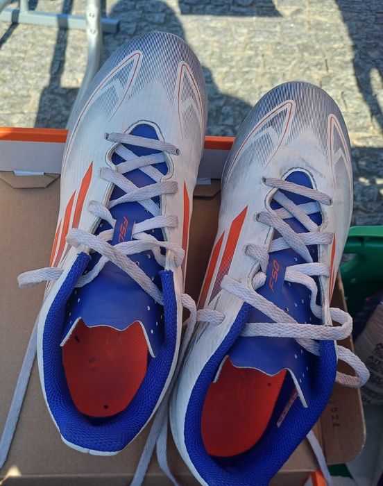 Chuteiras adidas criança
