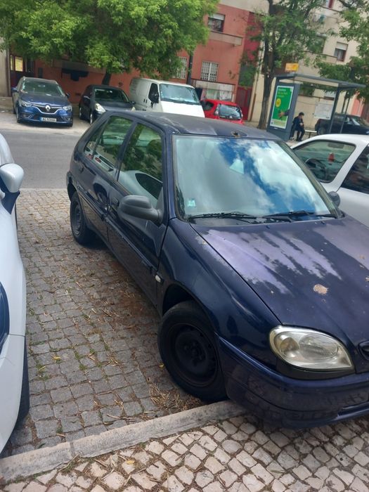 Citroen saxo azul