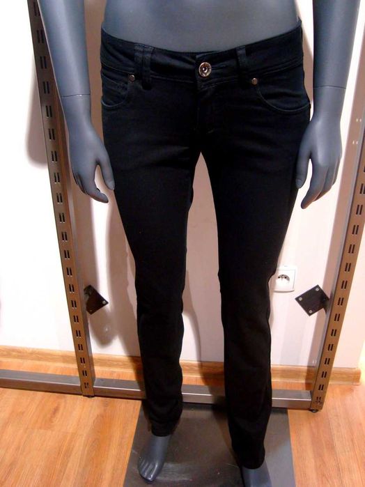 Czarne Proste Jeansowe Spodnie S