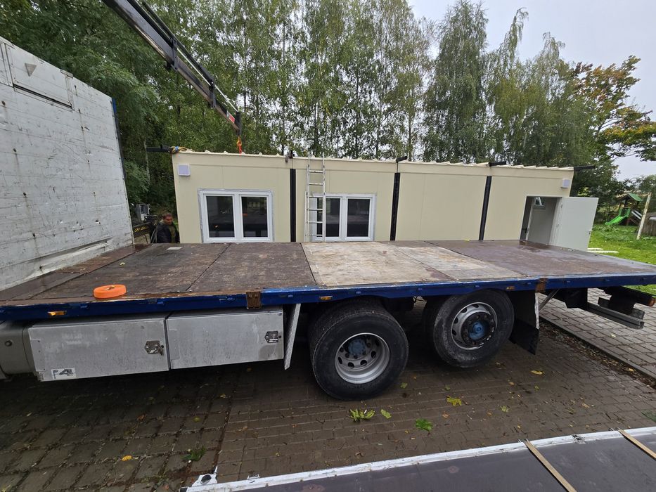 Transport lokalny mega standart platformy magazynowanie przeładunki
