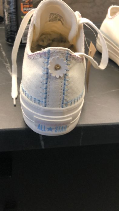 Chuck Taylor All Star Lift Platform Crafted Stitching