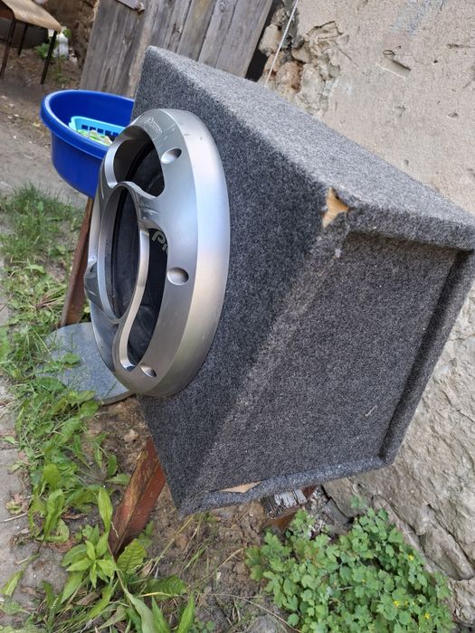 subwoofer samochodowy Pioneer