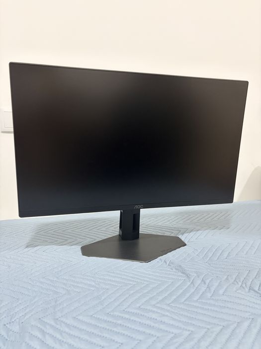 PC Gaming Chip7 Pegasus V40 + Monitor AOC 300HZ
