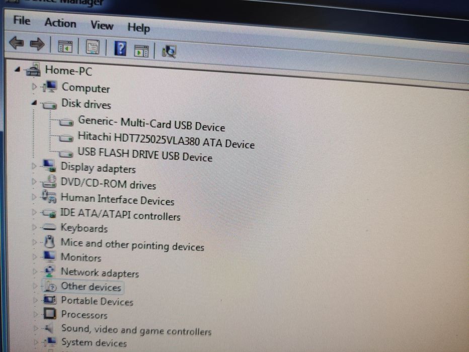 Продам маленький настольный компьютер для учебы Dell insiron 400 zino