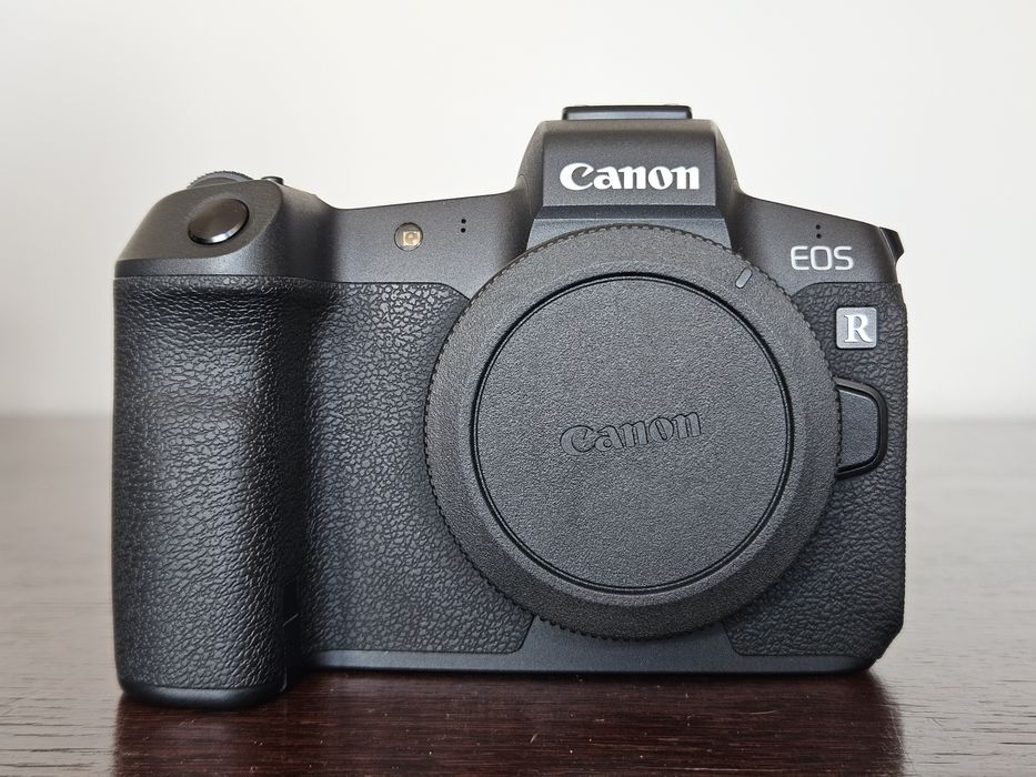 Sprzedam Canon R w świetnym stanie