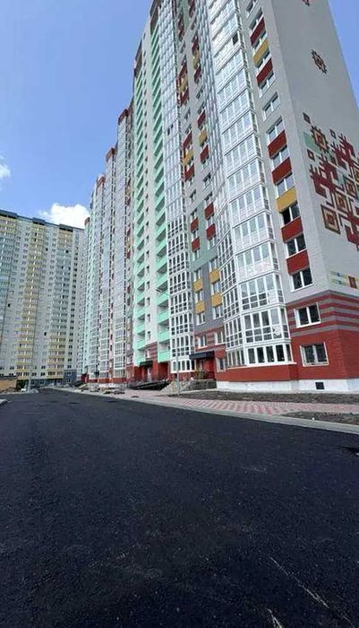 Продаж 3к квартири, Б.Гмирі 22-Б, ЖК Патріотика, (м.Позняки, Осокорки)