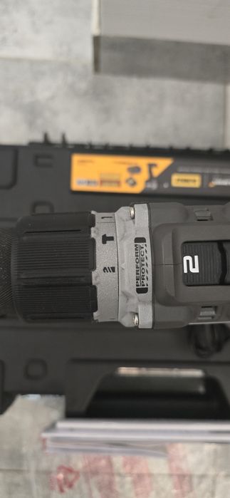 Wiertarko-wkretarka dewalt mclaren dcd85mm1t nowa