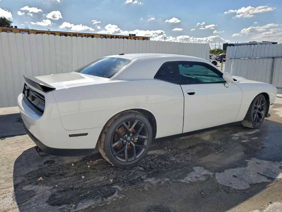 Dodge Challenger GT фонарь Комплект бампер Ляда Стоп Фара разборка