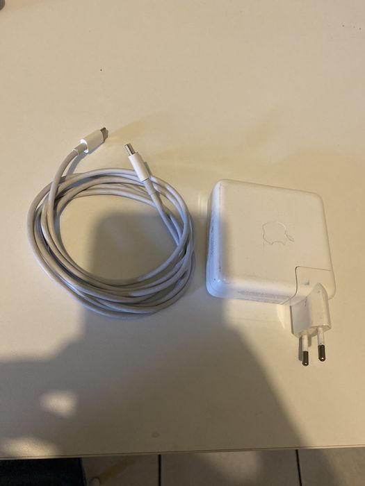 MacBook Pro 15 201764750890823939123