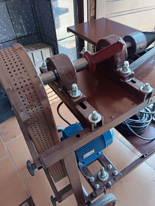 Łupak świdrowy do drewna