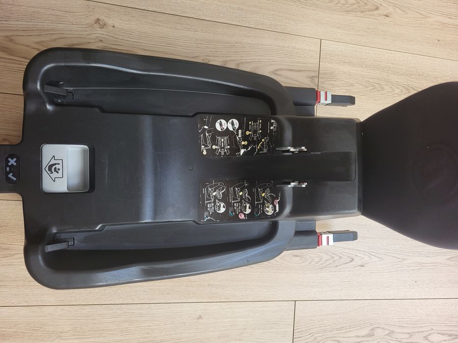 Fotelik samochodowy Avionaut Pixel 0-13 kg + baza