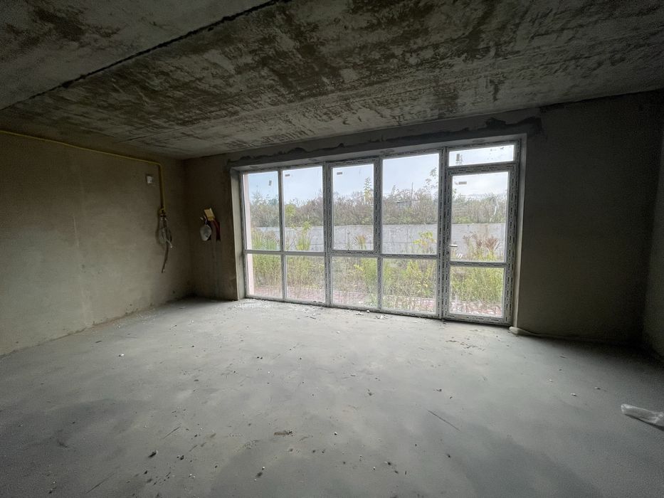 Котедж по Луговій Обарів