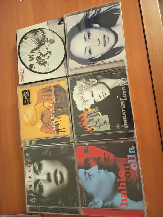 Vários CDs para venda